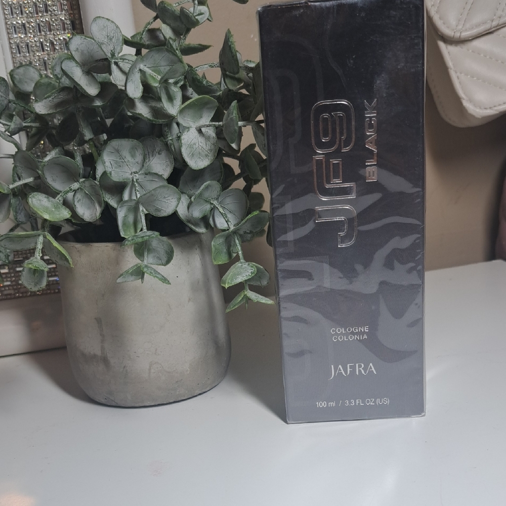 JAFRA JF9 Black Cologne in Elegant Packaging